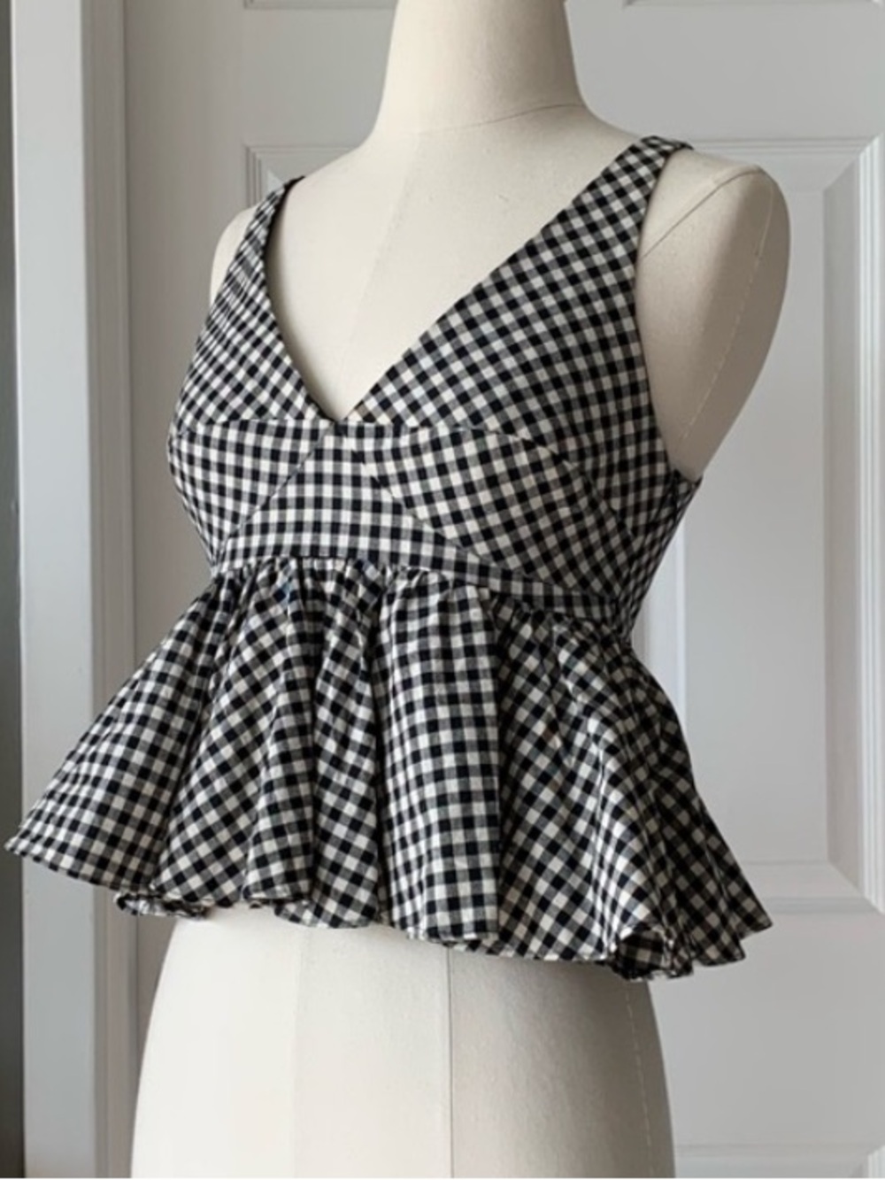 ❤️… Zara Peplum Gingham Top